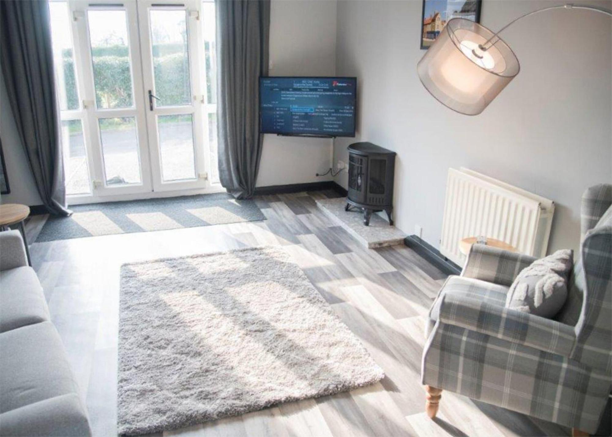 White Rose Country Cottages Thormanby Экстерьер фото
