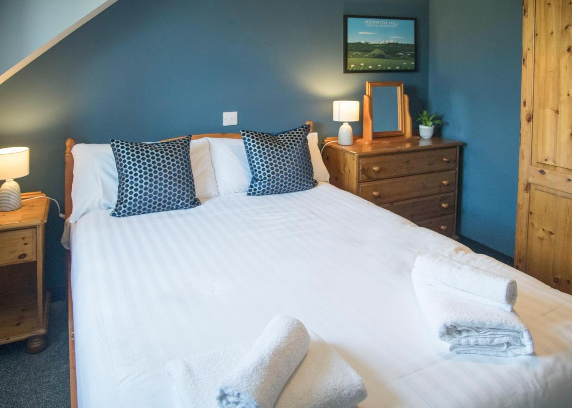 White Rose Country Cottages Thormanby Экстерьер фото